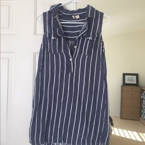 Super cute shirt dress!